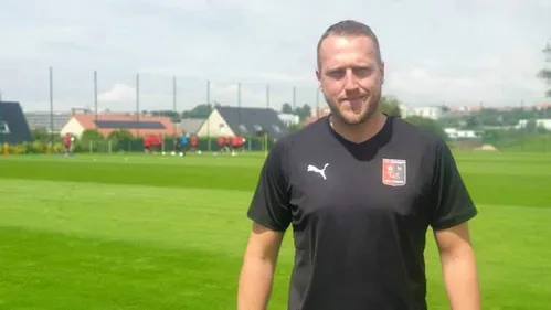 Votre enfant a envie de tester le football ? Coup d'envoi des...