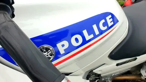 Un conducteur Britannique flashé à 216 km/h sur l'A26 : 