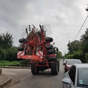 A Haut-Loquin, la D216 refaite et élargie pour permettre les...