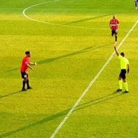 Réduits à 10, les Boulonnais s'inclinent à domicile face à...