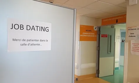 Un job dating à la clinique pour faire face à la pénurie de soignants