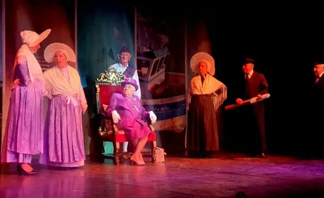 On a vu la Revue à la Faïencerie, et l'esprit taquin est au...