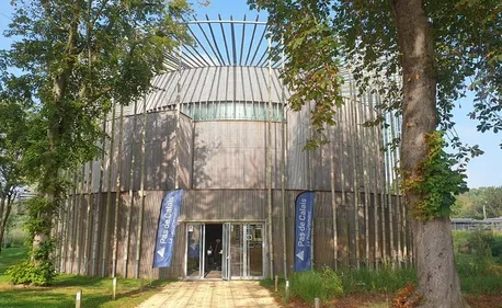 Après l’affaissement d’une structure au théâtre élisabéthain, le...