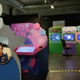 Embarquez à bord du Vaisseau Terre au PLUS