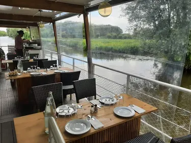Un nouveau bateau chez O’Marais by Isnor pour des croisières...