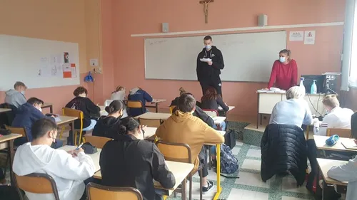 Le collège Godefroy-de-Bouillon invite 7 sportifs pour faire la...