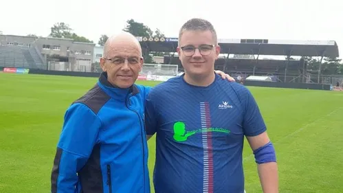 Corentin a fait Boulogne-Dunkerque-Lille en courant pour...