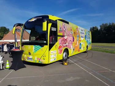 Un nouveau bus à l’ADASARD, le top pour la sécurité routière