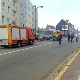 Une grave collision devant un établissement scolaire