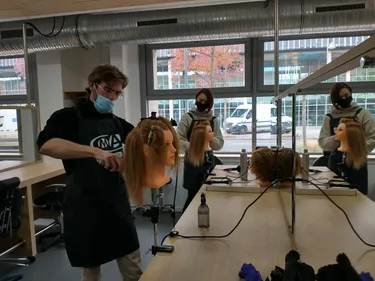 Les apprentis coiffeurs s'installent au centre de formation du CEFRAL