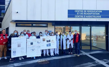A l'hôpital, la fermeture des lits en addictologie provoque la...