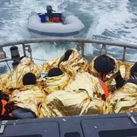 Une vingtaine de migrants secourus au large