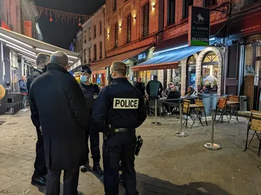 Face au rebond épidémique, des contrôles au pass sanitaire...