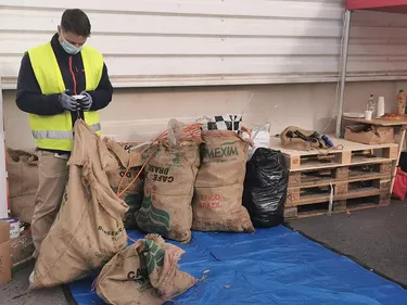 Des centaines de kilos de déchets ramassés à Grande Synthe