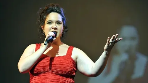 Magalie Vaé revient à l'occasion des 20 ans de la Star Ac'