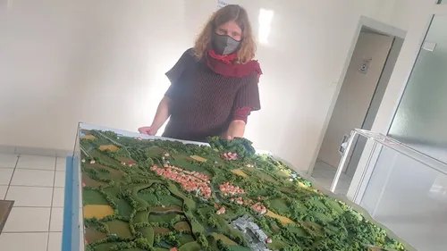 Une maquette à arroser pour comprendre les inondations, ce lundi...