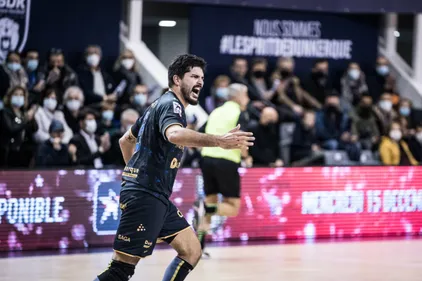 Loon-Plage pour une première, le SCRA et le HBH71 qui assurent......