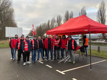 Les routiers de retour au rond-point des Parapluies