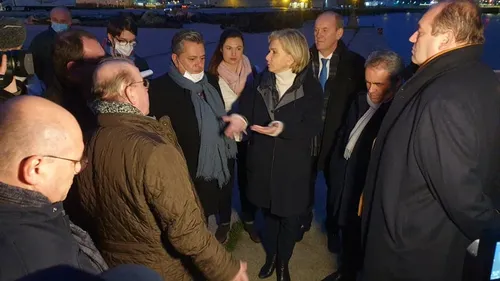 En campagne sur le port, Valérie Pécresse promet de défendre les...