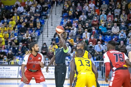 Loon-Plage toujours en tête de la N2, un match arrêté par... le...