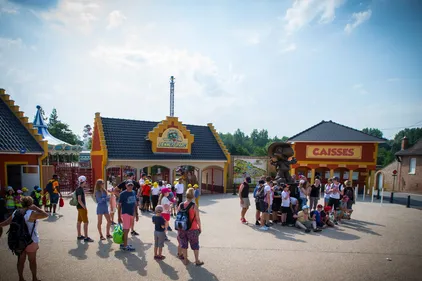 Avec les vacances, les parcs d'attractions rouvrent... c'est le cas...