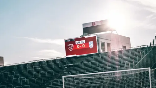 Insultes racistes contre Samuel Yohou, le club de Nîmes sanctionné