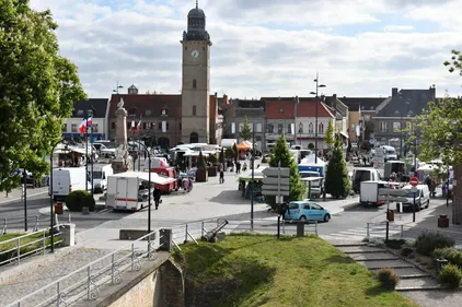 Pas de marché à Gravelines, un arbre arraché à Bergues, les...