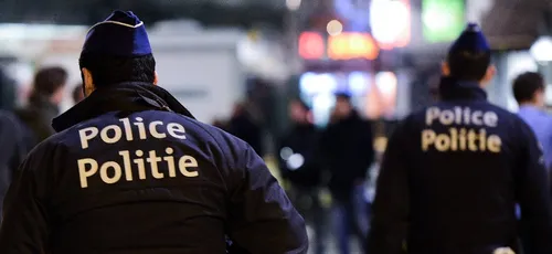Un automobiliste tue six personnes en fonçant sur la foule lors...