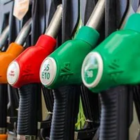 La baisse du prix des carburants effective à partir de ce vendredi...