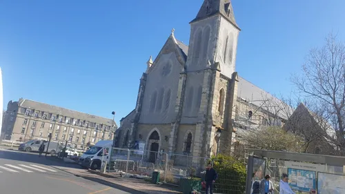 La deuxième phase de rénovation de l'église a débuté