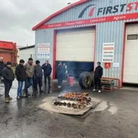Fin de la grève chez First Stop
