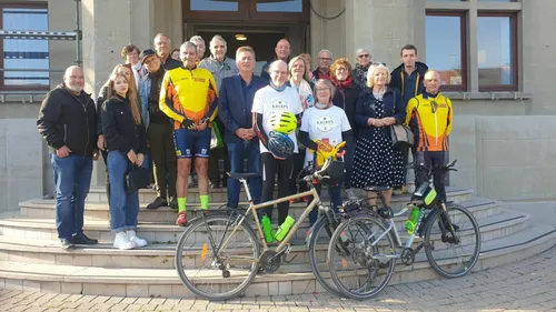 Claudine et Jean-Marc roulent 600km à vélo pour récolter des dons...