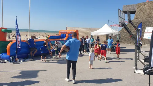 La tournée d'été de l'ESSM se poursuit à Equihen ce mercredi, et...