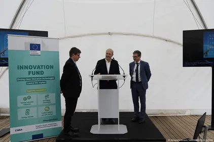 Le projet de neutralité carbone de la cimenterie récompensé par...