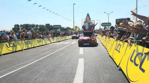 Calais a vibré au rythme du Tour de France et de sa caravane