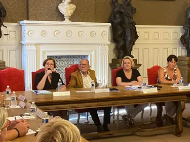 La Vice-Présidente du département du Pas-de-Calais en visite sur le...