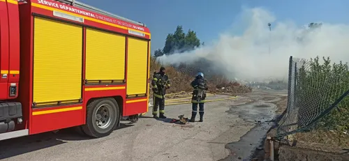 Un feu se déclare route du Guindal
