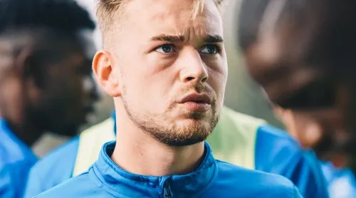 Nicolas Bruneel signe au Pays de Cassel