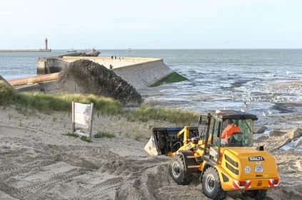 Il faudra patienter pour le ré-ensablement de la plage des Alliés