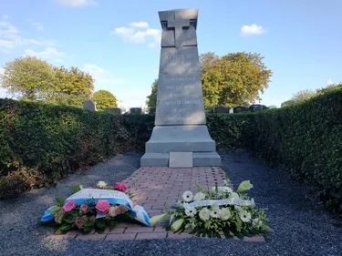 Trois monuments de mémoire restaurés dans le cimetière