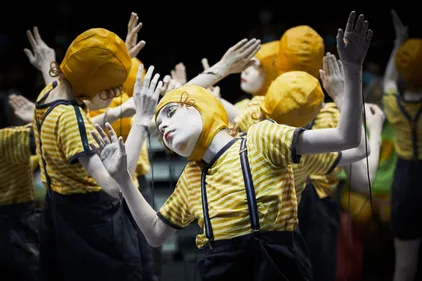 Et si votre enfant intégrait une compagnie et partait en tournée ?