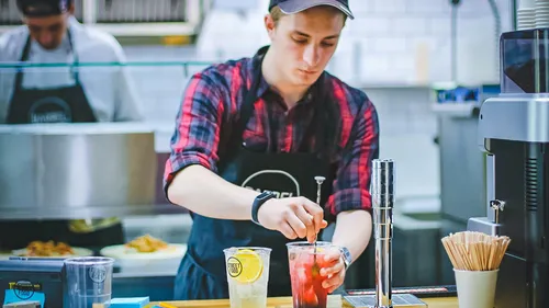 Difficultés de recrutement: comment les entreprises s'adaptent pour...