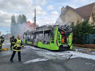 Bus incendié à Cappelle, trois personnes interpellées