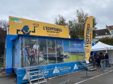 Le Louvre-Lens se déplace pour vous présenter une exposition sur le...