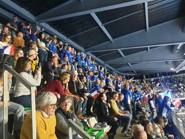 Une ambiance basket de feu est-elle compatible avec le tennis? Oui...