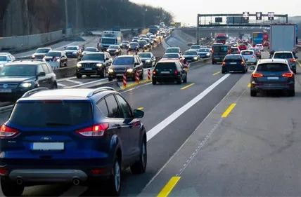 Vers une troisième voie sur l’A25 pour le covoiturage?