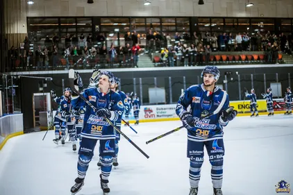 Les Corsaires et les basketteurs de Loon-Plage qui assurent,...