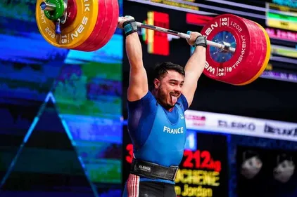 Une médaille d'or mondiale pour Romain Imadouchène