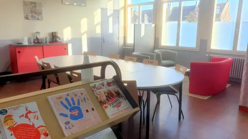 A l'école Deseille, les parents ont désormais leur salle pour...