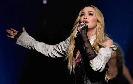 Madonna est de retour et annonce une tournée mondiale